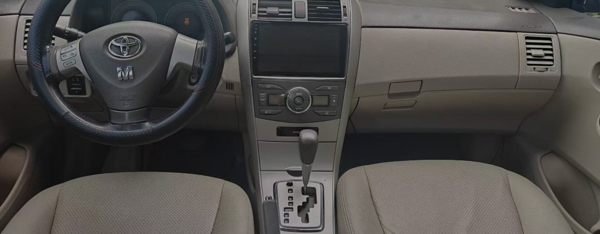 Toyota Corolla 2009 1.6L/1.8L AT with Sunroof