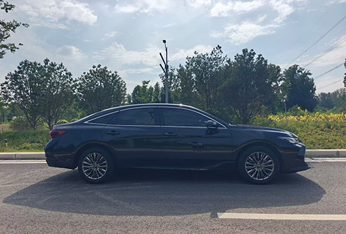 Toyota Avalon 2022 2.0L CVT Base Edition